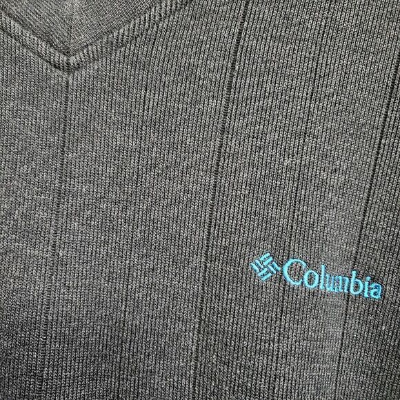 Columbia Men's Sweater Sz M Dark Gray Long Sleeve V-Neck Ribbed Pullover EUC - Picture 4 of 8